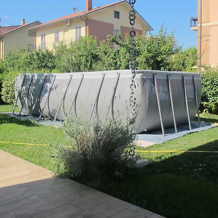 Baratoff Nocleg ze śniadaniem Pesaro