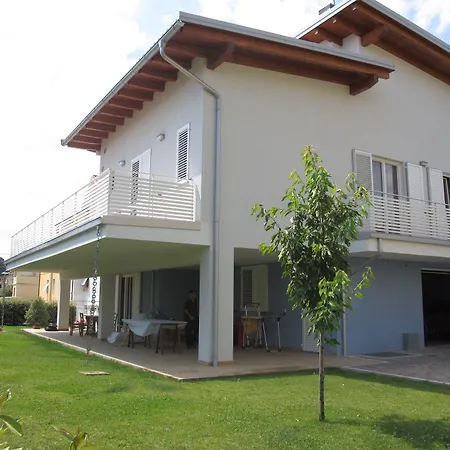 Baratoff Bed & Breakfast 4*